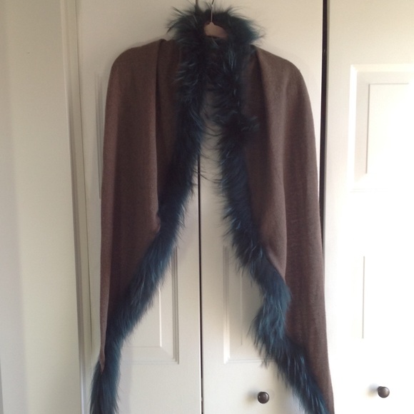 Altea Women's Scarf, One size, new with tags. - Picture 7 of 8